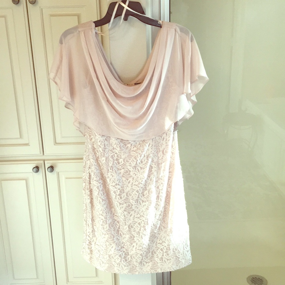 Women’s Size 10P Jessica Howard Champagne Dress